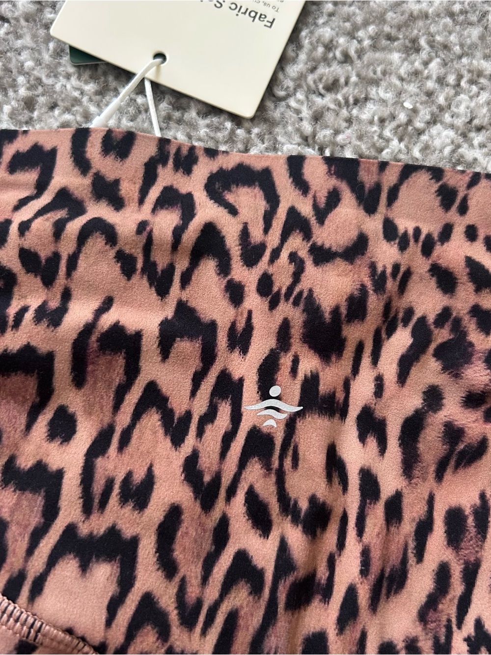 NWT Halara 7/8 Cheetah Print Legging - Picture 5 of 5